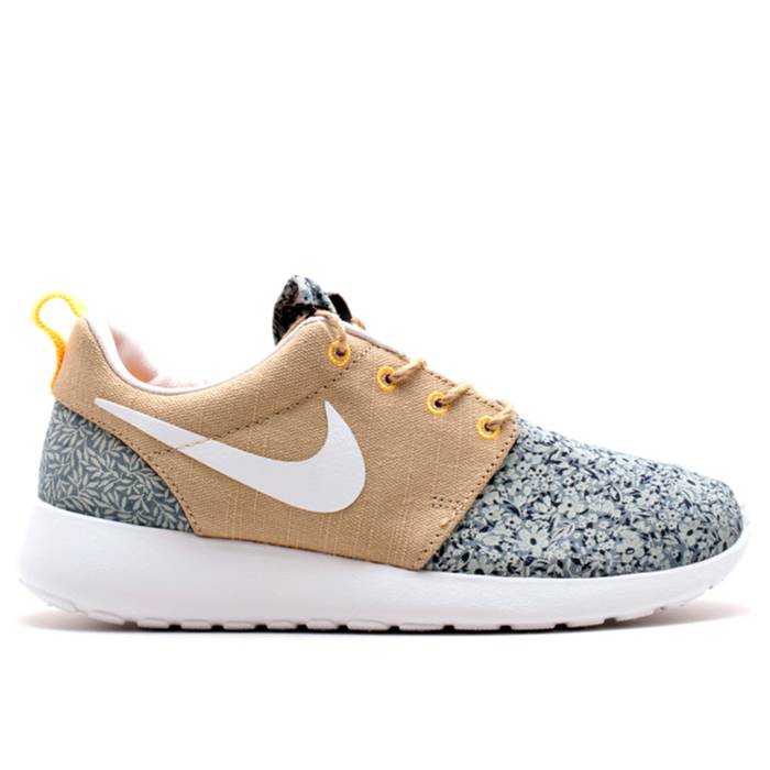 ナイキ Nike 【 Wmns Roshe One \u0027Liberty\u0027 Women Blue Recall/White-Linen-Atomic Mango 】 レディース 青み 青色