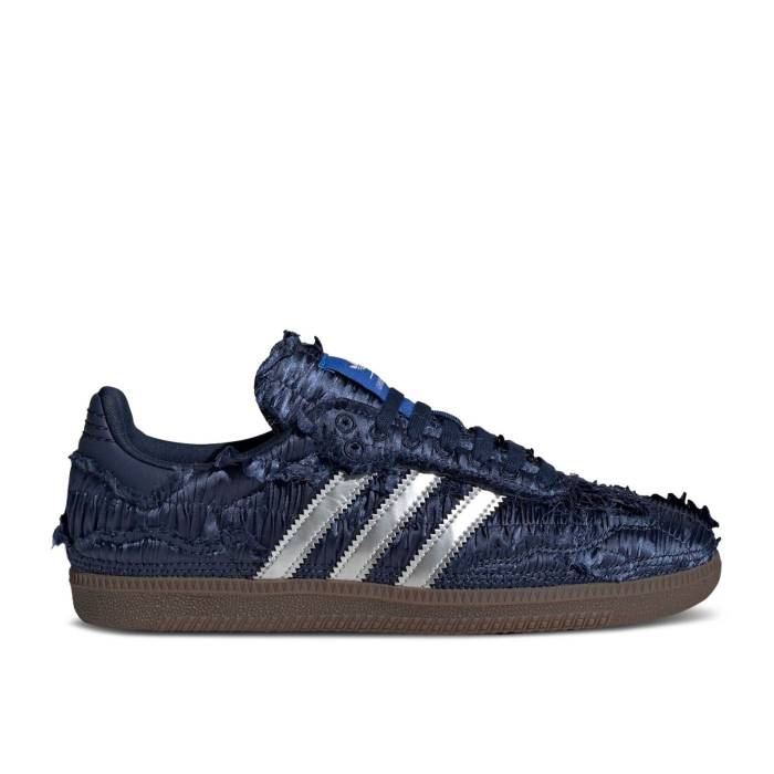 アディダス Adidas 【 Caroline Hu X Samba Og atin Pack - Dark Blue Men Dark Blue/Silver Metallic/Chalk White 】 サンバ メンズ 青色 ブルー Silver 銀色・シルバー 白色 ホワイト