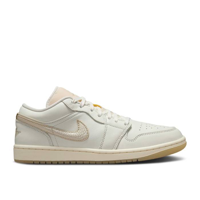 ナイキ　エアジョーダン Air Jordan 【 Wmns Jordan 1 Low 'Hoops Gold Pack' Women Sail/Pale Ivory/Team Gold 】 ゴールド レディース アイボリー Team チーム ゴールド