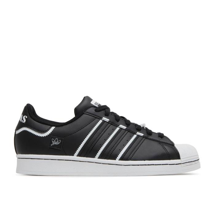 アディダス Adidas 【 Superstar 'Black White' Men Core Black/Cloud White/Blue Bird 】 Superstar スーパースター メンズ コア 黒色 ブラック 白色 ホワイト 青色 ブルー|スニケス