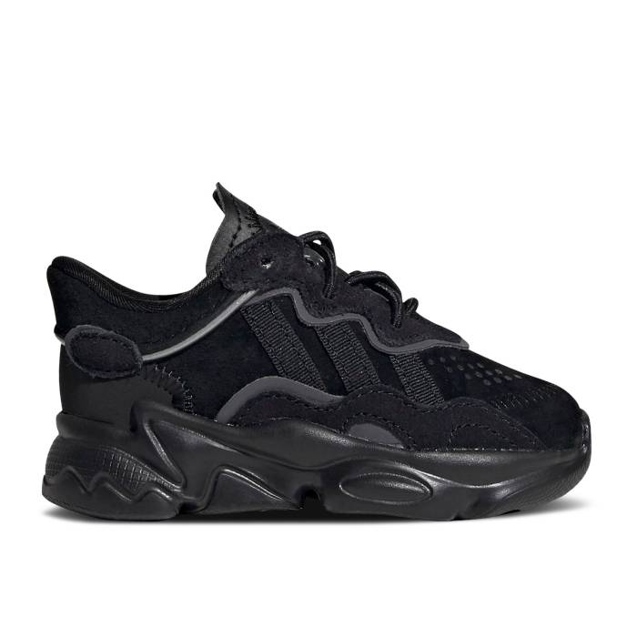 アディダス Adidas 【 Ozweego I 'Black Night Metallic' Infant Core Black/Core Black/Night Metallic 】 ナイト ベビー コア 黒色 ブラック ナイト｜スニケス