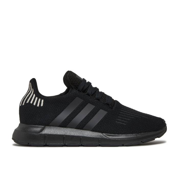 アディダス Adidas 【 Wmns Swift Run \u0027Triple Black\u0027 Women Core Black/Core Black/Core Black 】 Swift 幽客 レディース 中核グループ 黒いこと 黒いこと