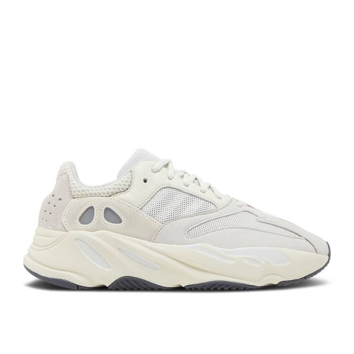 アディダス Adidas 【 Yeezy Boost 700 \u0027Analog\u0027 2023 Men Analog/Analog/Analog 】 ブースト メンズ