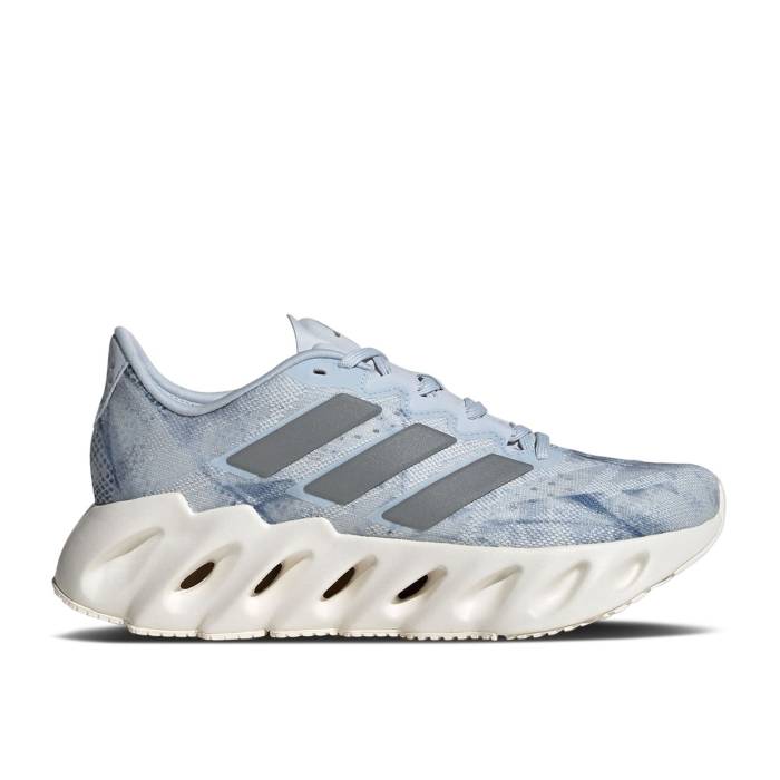 アディダス Adidas 【 Wmns Switch Fwd 'Halo Blue Silver Metallic' Women Halo Blue/Silver Metallic/Core Black 】 青色 ブルー Silver 銀色・シルバー レディース 青色 ブルー Silver 銀色・シルバー コア 黒色 ブラック