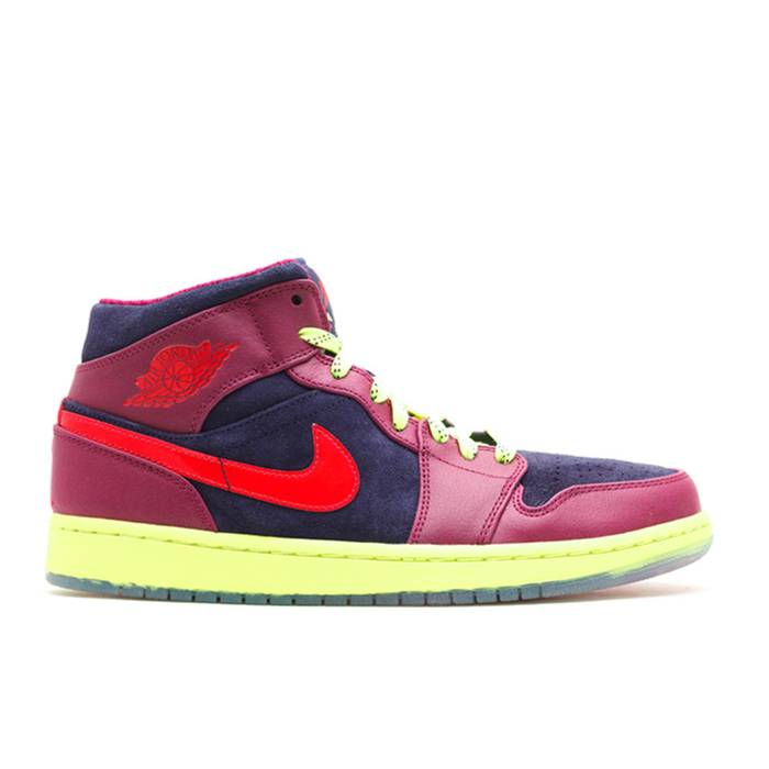 ナイキ　エアジョーダン Air Jordan 【 Jordan 1 Mid Yots 'Year Of The Snake' Men Blcknd Bl/Hypr Rd-Rspbrry Rd-V 】 ミッド メンズ