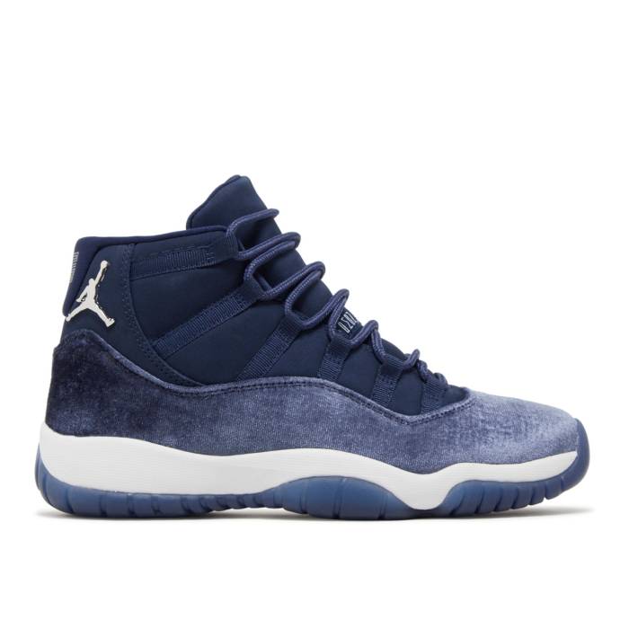 ナイキ エアジョーダン Air Jordan 【 Wmns Jordan 11 Retro \u0027Midnight Navy Velvet\u0027 Women Midnight Navy/Metallic Silver/White 】 レトロ 紺色 米国海軍 レディース 紺色 米国海軍 Silver しろがね色・しろがね色 白いこと 白いこと
