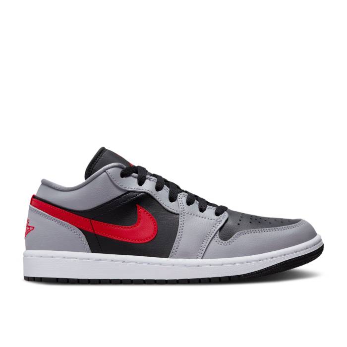 ナイキ エアジョーダン Air Jordan 【 Wmns Jordan 1 Low \u0027Cement Fire Red\u0027 Women Cement Grey/Fire Red/Black/White 】 火の手 レディース 薄墨色・シメント 薄墨色 薄墨色 火の手 Red 赤・赤いこと 黒いこと 黒いこと 白いこと