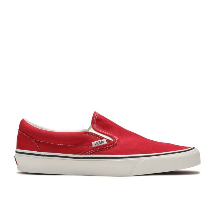 ヴァンズ Vans 【 Slip-On \u0027Racing Red\u0027 Men Racing Red/True White 】 slip-on スリッポン メンズ Red 赤・赤いこと 白いこと 白いこと