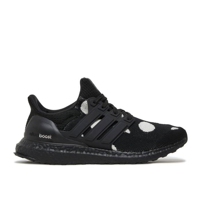 アディダス Adidas 【 Wmns Ultraboost Cold.rdy \u0027Polka Dot\u0027 Women Core Black/Core Black/Silver Metallic 】 レディース 中核グループ 黒いこと 黒いこと Silver しろがね色・しろがね色
