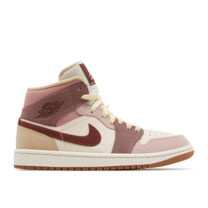 ナイキ エアジョーダン Air Jordan 【 Wmns Jordan 1 Mid Se \u0027Dark Pony Smoky Mauve\u0027 Women Barely Orange/Dark Pony/Pale Ivory/Smokey Mauve/Rosewood Grain 】 ミッド 子馬 レディース orange 橙・オレンジ色 子馬 象牙色