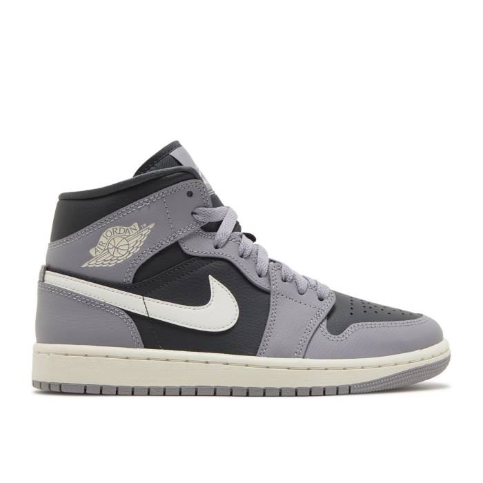ナイキ エアジョーダン Air Jordan 【 Wmns Jordan 1 Mid \u0027Cement Grey\u0027 Women Cement Grey/Sail/Anthracite 】 ミッド レディース 薄墨色・シメント 薄墨色 薄墨色