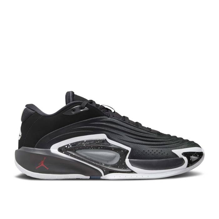 ナイキ　エアジョーダン Air Jordan 【 Jordan Luka 3 'Speedway' Men Black/Smoke Grey/Smoke Grey/White 】 メンズ 黒色 ブラック 灰色 グレー 白色 ホワイト 35,035円