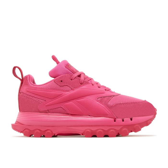 リーボック Reebok 【 Cardi B X Wmns Classic Leather V2 \u0027Pink Fusion\u0027 Women Pink Fusion/Pink Fusion/Pink Fusion 】 古典派音楽 なめし革 レディース pink さくら色 Fusion 核融合反応