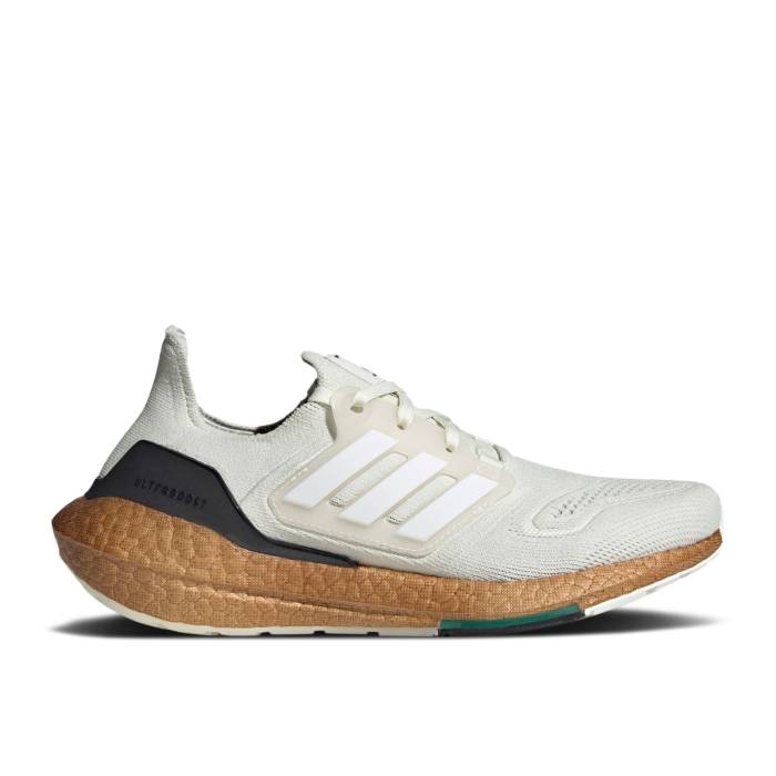 アディダス Adidas 【 Wmns Ultraboost 22 Made With Nature 'White Tint' Women White Tint/Zero Metallic/Core Black 】 レディース 白色 ホワイト ゼロ コア 黒色 ブラック
