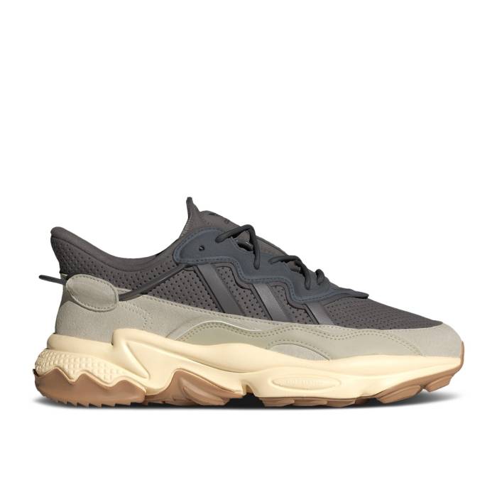 アディダス Adidas 【 Ozweego Tr \u0027Charcoal Sand Strata\u0027 Men Charcoal/Putty Grey/Sand Strata 】 砂色・沙子 メンズ 濃灰色 薄墨色 薄墨色 砂色・沙子