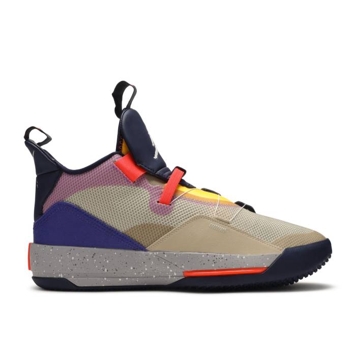 ナイキ エアジョーダン Air Jordan 【 Jordan 33 Visible Utility Men Particle Beige/University Red-Infrared-Obsidian 23 】 メンズ ベージュ