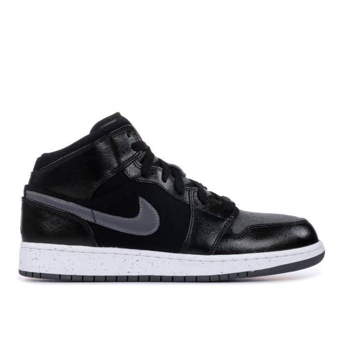 ナイキ エアジョーダン Air Jordan 【 Jordan 1 Mid Premium ガウス \u0027Black Dark Grey\u0027 Youth Black/Gym Red-Dark Grey-White 】 ミッド Premium 割り増し金 御坊っちゃん キッズ 黒いこと 黒いこと キッズ・ベビー・マタニティ-キッズファッション