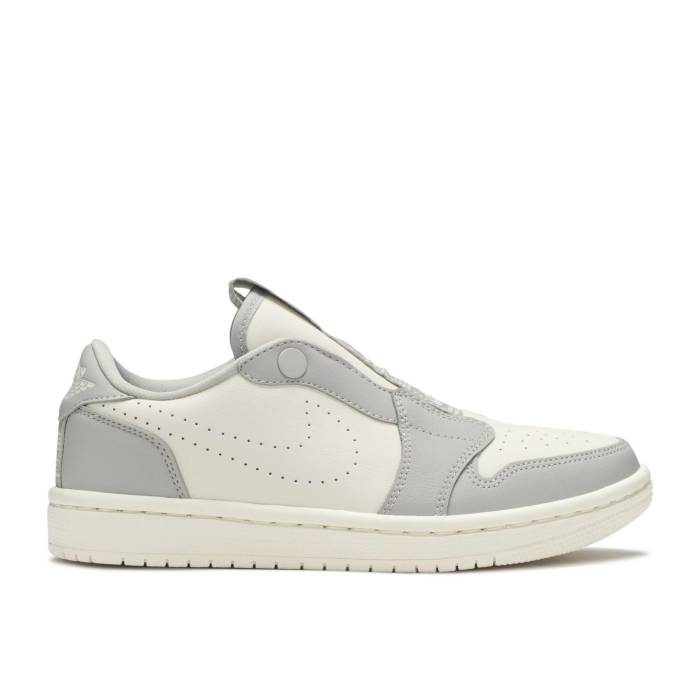 ナイキ エアジョーダン Air Jordan 【 Wmns Jordan 1 Low Slip \u0027Atmosphere Grey\u0027 Women Pale Ivory/Atmosphere Grey-Pale Ivory 】 レディース 象牙色