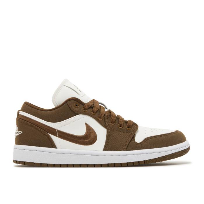 ナイキ エアジョーダン Air Jordan 【 Wmns Jordan 1 Low Se \u0027Light Olive\u0027 Women Light Olive/White/Sail 】 レディース olive オリーブ 白いこと 白いこと