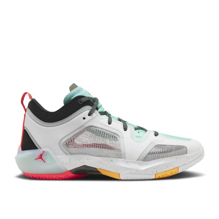 ナイキ　エアジョーダン Air Jordan 【 Guo Ailun X Jordan 37 Low Pf 'Silver Island Green' Men White/Metallic Silver/Island Green/Black/Lightning Crimson/Laser Orange 】 メンズ 白色 ホワイト Silver 銀色・シルバー green 緑・グ