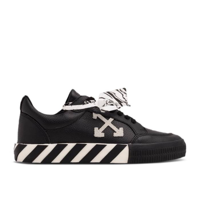 象牙色 Off-White 【 Vulc Sneaker \u0027Black White\u0027 Men Black/White 】 靴 スニーカー メンズ 黒いこと 黒いこと 白いこと 白いこと