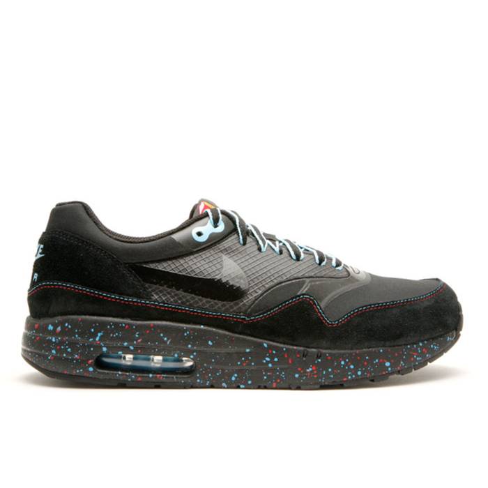 ナイキ Nike 【 Parra X Air Maxim 1+ Qs \u0027Lonely Losers\u0027 Men Black/Black/Sport Red/Baltic Blue 】 メンズ 黒いこと 黒いこと Red 赤・赤いこと 青み 青色