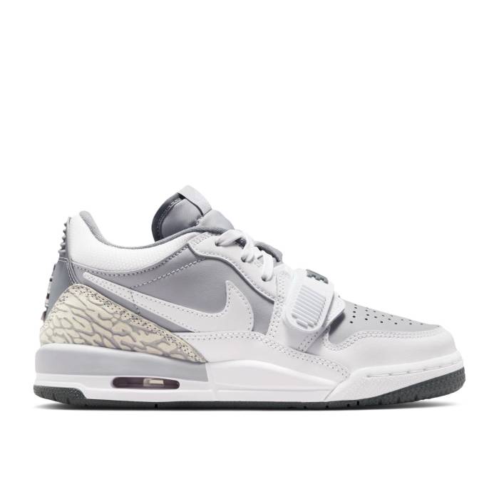 ナイキ エアジョーダン Air Jordan 【 Jordan Legacy 312 Low ガウス \u0027Wolf Grey White Cool Grey\u0027 Youth Wolf Grey/White-Cool Grey 】 legacy レガシー 薄墨色 薄墨色 白いこと 白いこと 冷やりとした お坊っちゃん キッズ 薄墨色 薄墨色
