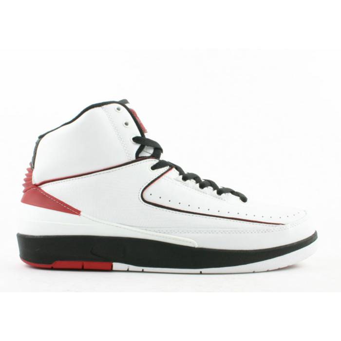 ナイキ エアジョーダン Air Jordan 【 Jordan 2 Retro 2004 Men White/Varsity Red-Black 】 レトロ メンズ 白色 ホワイト