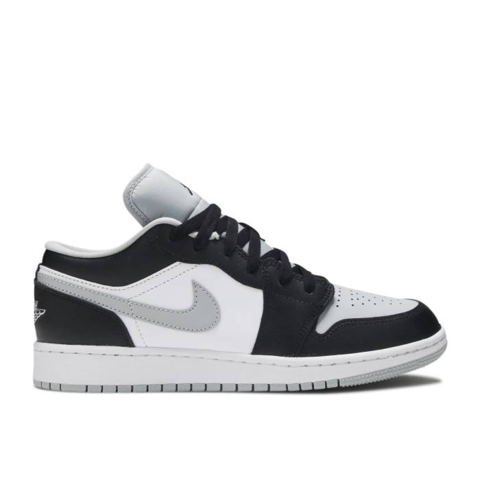 ナイキ エアジョーダン Air Jordan 【 Jordan 1 Low Gs 'Smoke Grey' Youth Black/Black/Light Smoke Grey/White 】 ジュニア キッズ 黒色 ブラック 灰色 グレー 白色 ホワイト|スニケス