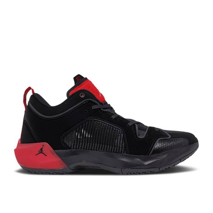 ナイキ エアジョーダン Air Jordan 【 Jordan 37 Low \u0027Stunt\u0027 Men Black/Metallic Gold/University Red/Dark Grey 】 メンズ 黒いこと 黒いこと ゴールド Red 赤・赤いこと 薄墨色 薄墨色