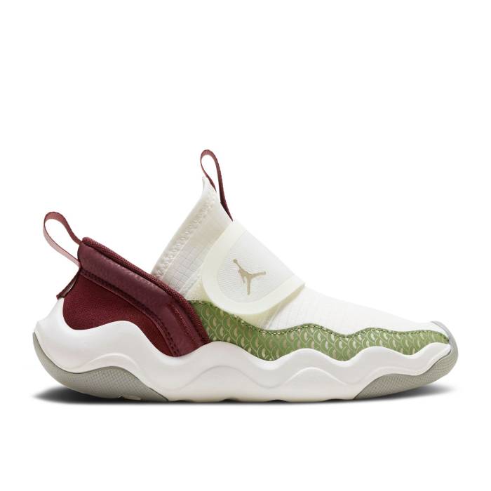 ナイキ エアジョーダン Air Jordan 【 Jordan 23/7 Ps \u0027Year Of The Dragon\u0027 Youth Sail/Metallic Gold Grain/Dark Team Red 】 御坊っちゃん キッズ ゴールド Team 野球クラブ Red 赤・赤いこと