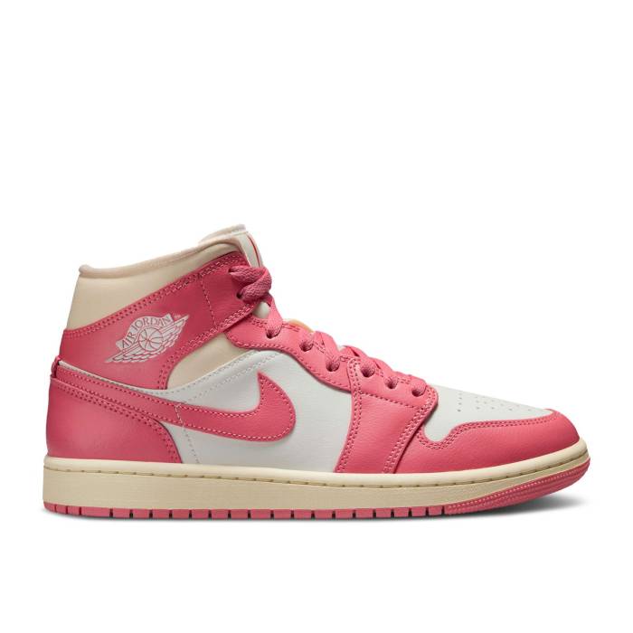 ナイキ エアジョーダン Air Jordan 【 Wmns Jordan 1 Mid \u0027Guava Ice\u0027 Women Sail/Pink Salt/Guava Ice/Muslin 】 ミッド レディース pink サクラ色