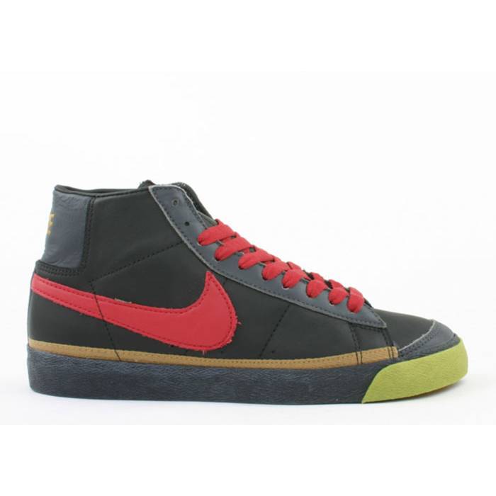 ナイキ Nike 【 Blazer \u0027Zoo York\u0027 Men Black/Red/Olive 】 ブレイザー メンズ 黒いこと 黒いこと Red 赤・赤いこと olive オリーブ