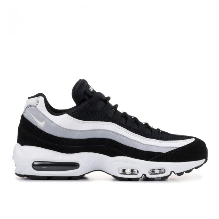 【 NIKE AIR MAX 95 ESSENTIALS 'GREY SHADES' / BLACK WOLF GREY WHITE 】 マックス 黒色 ブラック 灰色 グレー 白色 ホワイト エアマックス スニーカー メンズ ナイキ 40,040円
