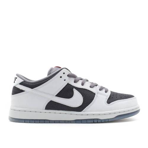 【 NIKE ATLAS X DUNK LOW PREMIUM SB 'WOLF GREY' / WOLF GREY WOLF GREY BLACK 】 ダンク プレミアム エスビー 灰色 グレー 黒色 ブラック ダンクロー スニーカー メンズ ナイキ｜スニケス