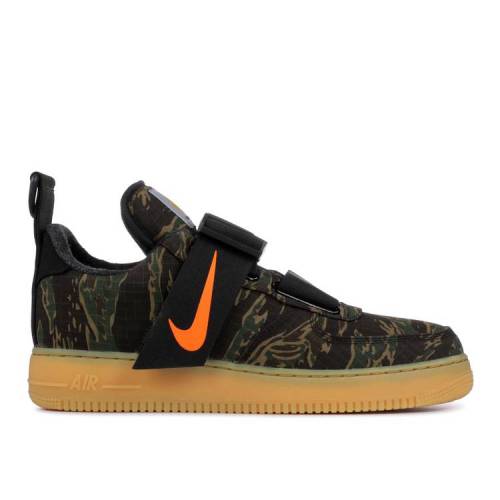 【 NIKE CARHARTT WIP X AIR FORCE 1 UTILITY LOW PREMIUM 'CAMO' / CAMO GREEN TOTAL ORANGE GUM 】 プレミアム カモ柄 緑 グリーン 橙 オレンジ エアフォース スニーカー メンズ ナイキ|スニケス