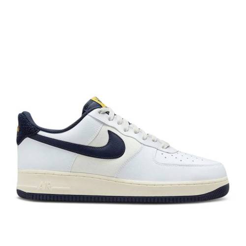 【 NIKE AIR FORCE 1 \u002707 LV8 \u0027VARSITY JACKET - MICHIGAN\u0027 / WHITE MIDNIGHT NAVY SAIL WHITE 】 上衣 白いこと 白いこと 紺色 米国海軍 空軍 スニーカー メンズ ナイキ