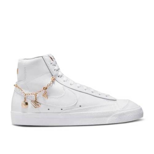 【 NIKE WMNS BLAZER MID '77 LX 'LUCKY CHARMS - WHITE' / WHITE WHITE METALLIC GOLD 】 ブレイザー ミッド 白色 ホワイト ゴールド スニーカー レディース ナイキ