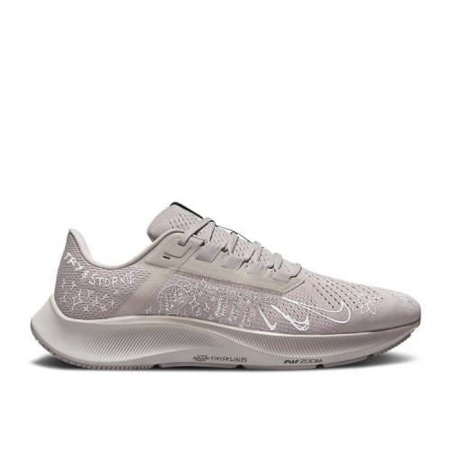 【 NIKE NATHAN BELL X AIR ZOOM PEGASUS 38 A.I.R. 'RUN TO A MAGICAL PLACE - COLLEGE GREY' / COLLEGE GREY LIGHT BONE BLACK 】 ネイサン ズーム ペガサス カレッジ 灰色 グレー 黒色 ブラック ズームペガサス スニーカー メ