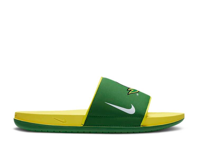 【 NIKE COLLEGE OFFCOURT SLIDES OREGON / APPLE GREEN YELLOW STRIKE WHITE 】 カレッジ 緑 グリーン 黄色 イエロー ストライク 白色 ホワイト スニーカー メンズ ナイキ