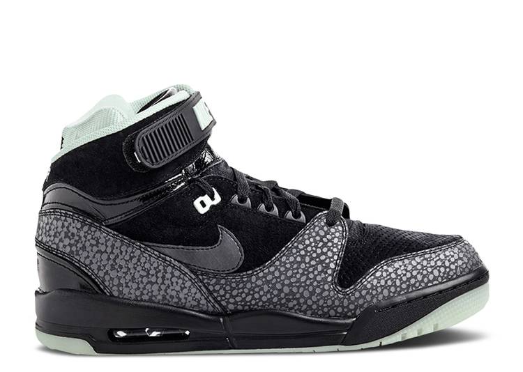 【 NIKE AIR REVOLUTION PRM QS \u0027LOVERUTION PACK\u0027 / BLACK BLACK ARCTC GRN DRK GRY 】 大変革 黒いこと 黒いこと スニーカー メンズ ナイキ