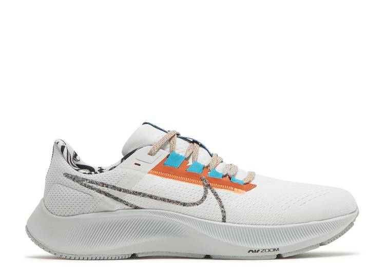 【 NIKE AIR ZOOM PEGASUS 38 'MADE FROM SPORT' / SUMMIT WHITE PHOTON DUST MULTI 】 ズーム ペガサス 白色 ホワイト ズームペガサス スニーカー メンズ ナイキ｜スニケス