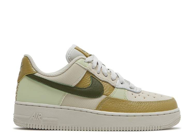【 NIKE WMNS AIR FORCE 1 \u0027ROUGH GREEN\u0027 / LIGHT BONE ROUGH GREEN OLIVE 】 緑 緑であること オリーブ 空軍 スニーカー レディース ナイキ