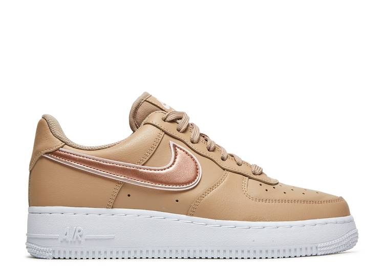 【 NIKE WMNS AIR FORCE 1 \u002707 ESSENTIAL \u0027HEMP METALLIC ROSE GOLD\u0027 / HEMP LIGHT SOFT PINK WHITE 】 さくら色 さくら色 白いこと 白いこと 空軍 スニーカー レディース ナイキ