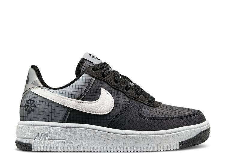 【 NIKE AIR FORCE 1 CRATER GS 'MOVE TO ZERO - BLACK WHITE' / BLACK VOLT WHITE 】 ゼロ 黒色 ブラック 白色 ホワイト エアフォース ジュニア キッズ ベビー マタニティ スニーカー ナイキ｜スニケス