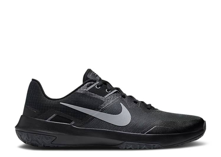 【 NIKE VARSITY COMPETE TR 3 DARK SMOKE GREY / DARK SMOKE GREY BLACK SMOKE GREY 】 灰色 グレー 黒色 ブラック スニーカー メンズ ナイキ