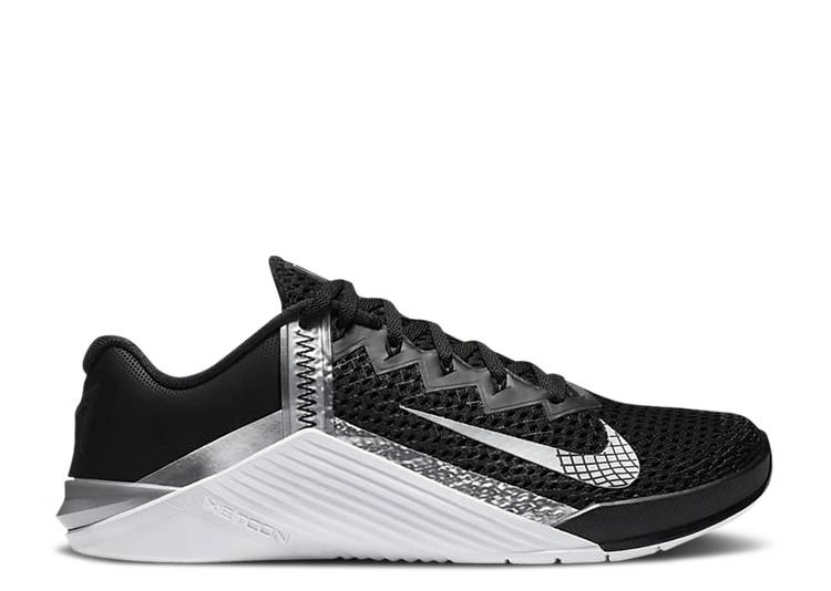 【 NIKE WMNS METCON 6 \u0027BLACK METALLIC SILVER\u0027 / BLACK METALLIC SILVER METALLIC 】 黒いこと 黒いこと しろがね色 しろがね色 スニーカー レディース ナイキ