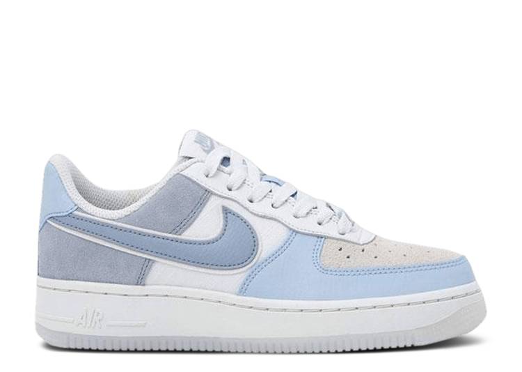 【 NIKE WMNS AIR FORCE 1 LOW PREMIUM 'LIGHT ARMORY BLUE' / LIGHT ARMORY BLUE OFF WHITE 】 プレミアム 青色 ブルー 白色 ホワイト エアフォース スニーカー レディース ナイキ｜スニケス