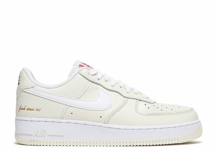 【 NIKE AIR FORCE 1 \u002707 PREMIUM \u0027POPCORN\u0027 / COCONUT MILK WHITE UNIVERSITY 】 割り増し金 白いこと 白いこと 空軍 スニーカー メンズ ナイキ