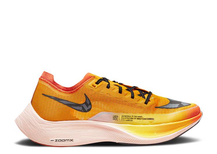 【 NIKE ZOOMX VAPORFLY NEXT% 2 \u0027EKIDEN ZOOM PACK\u0027 / UNIVERSITY GOLD POLLEN ORANGE 】 望遠レンズ ゴールド 橙 オレンジ色 スニーカー メンズ ナイキ